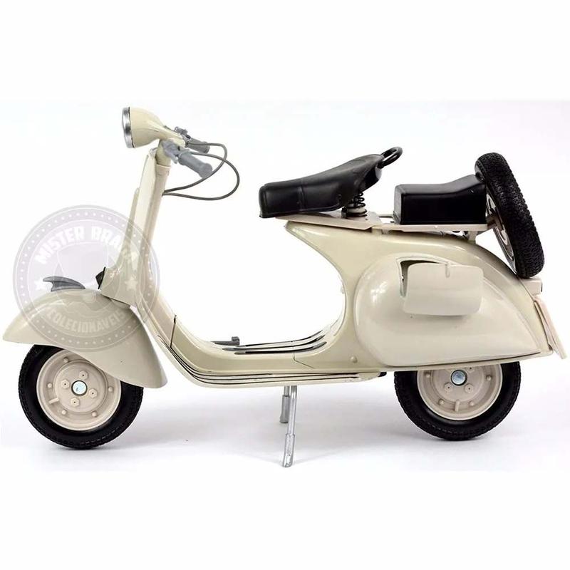 Miniatura Moto Vespa 150 Vl 1t Branca New Ray 1/6 - Miniaturas de